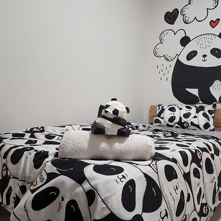 Апартаменты Netflix Panda House 3B2R Rimbayu Kota Kemuning With Atari Games Teluk Panglima Garang Экстерьер фото